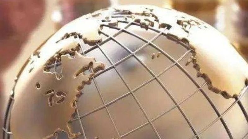 法人需提供以下材料证明其资格：