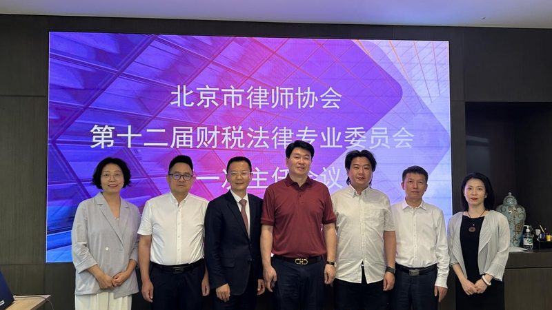 优质的服务是选择版权登记代理机构的关键。企业应关注以下方面：
